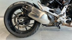 BMW F900 R